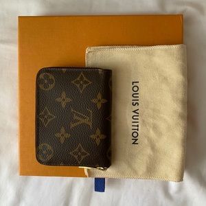 Louis Vuitton Monogram Zippy Coin Purse